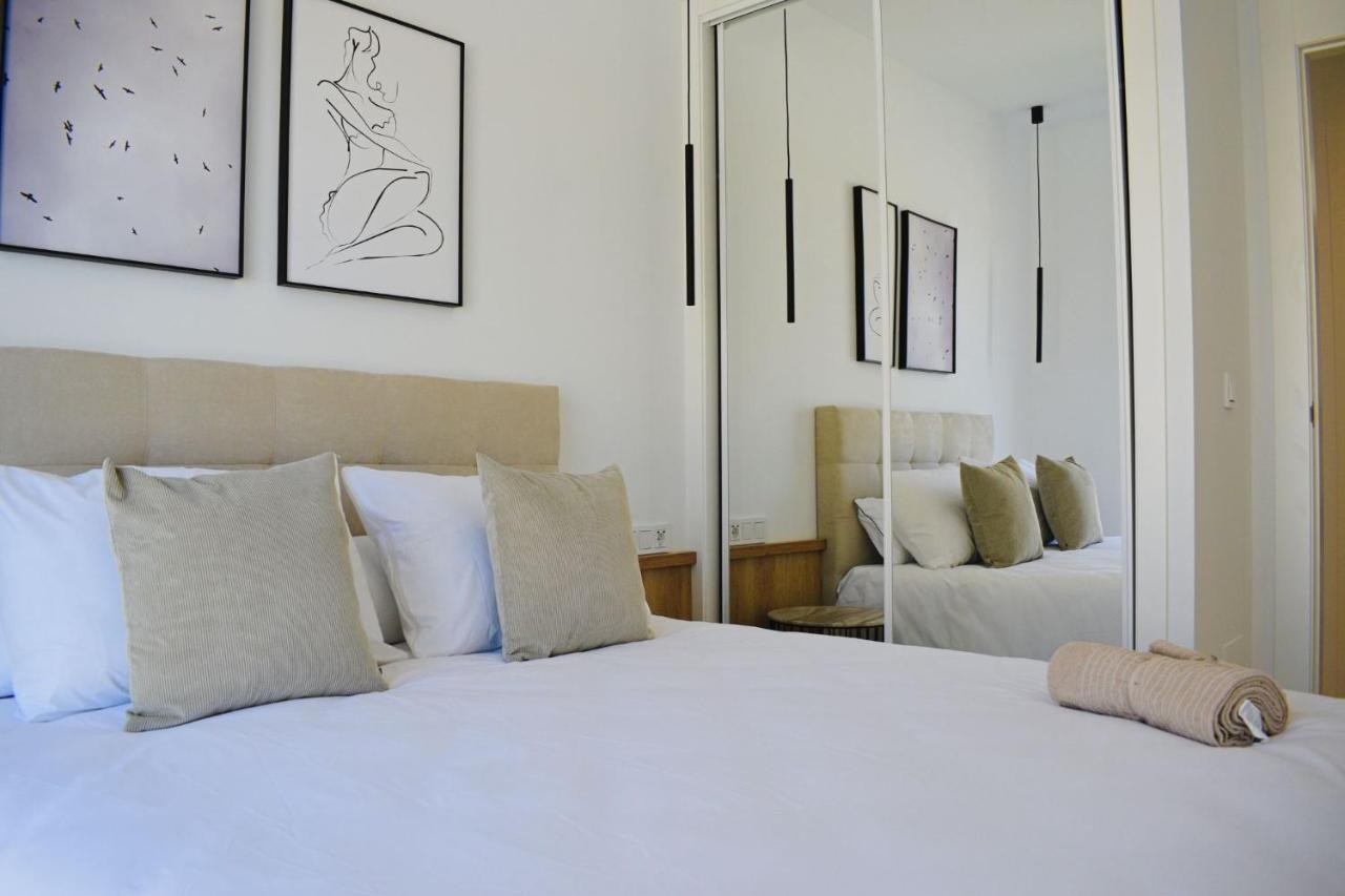 רוחאלס New Build Apartment On Beautiful Modern Complex מראה חיצוני תמונה